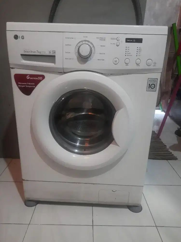 Mesin cuci LG front loading kapasitas 7 kg
