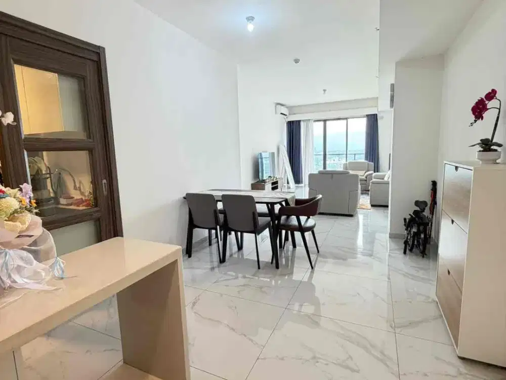 DIJUAL / OVER KREDIT – Apartemen Premium 3BR Sky House BSD City