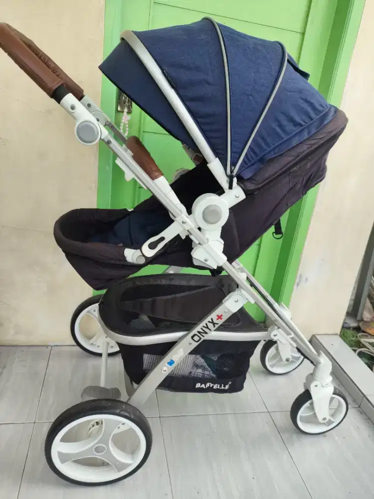 Stroller Baby Elle (tipe Onyx)