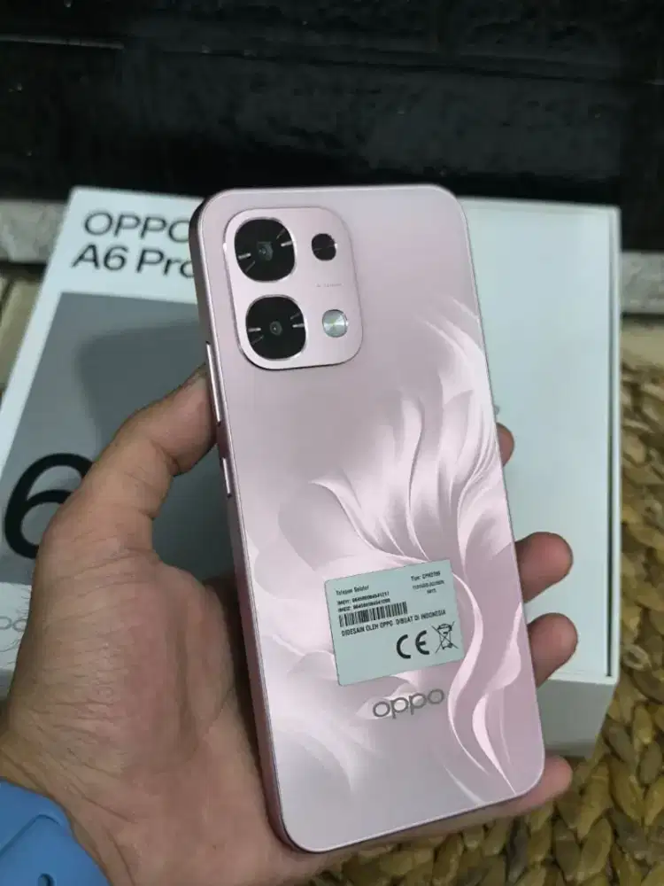 OPPO A6 Pro 8/128GB