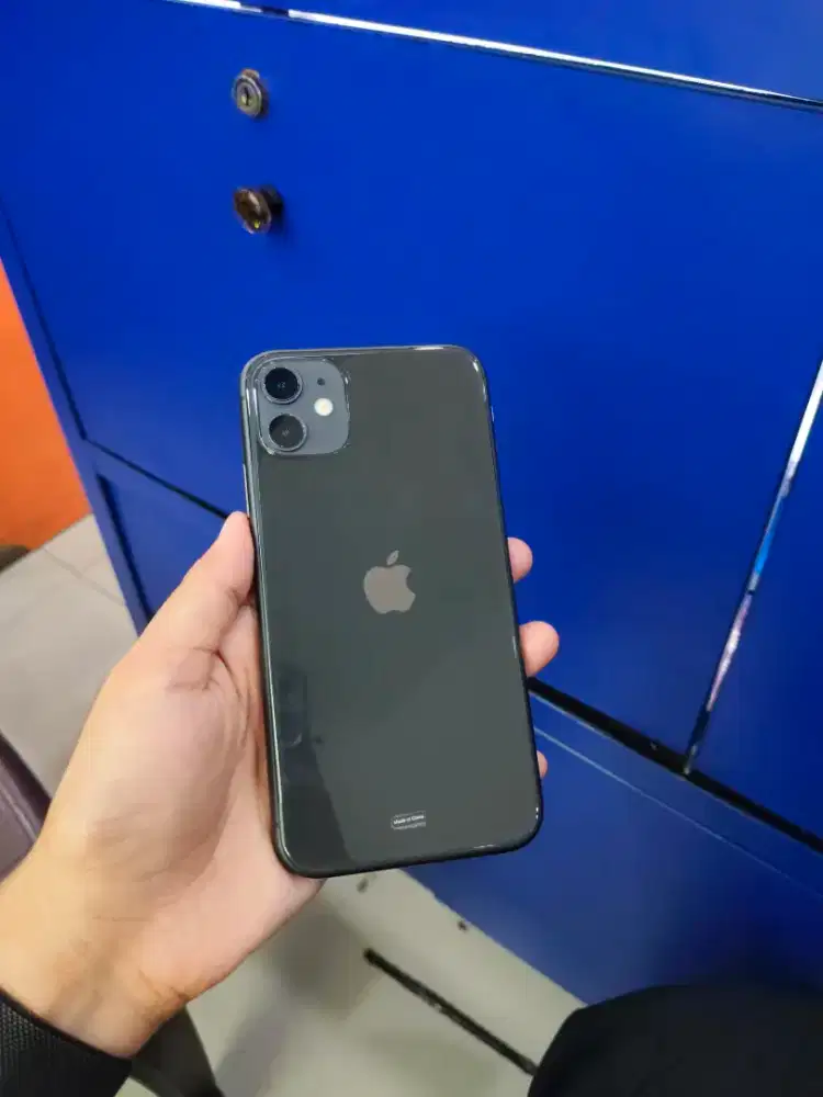 Seken iphone 11 128gb Garansi Resmi ibox