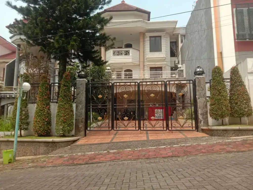 Dijual Dan Disewakan Rumah Lokasi Strategis Di Jl. Bukit Merbabu Bukitsari Semarang