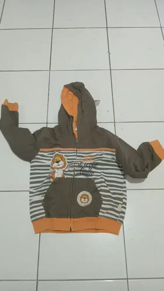 Jacket hoodie anak