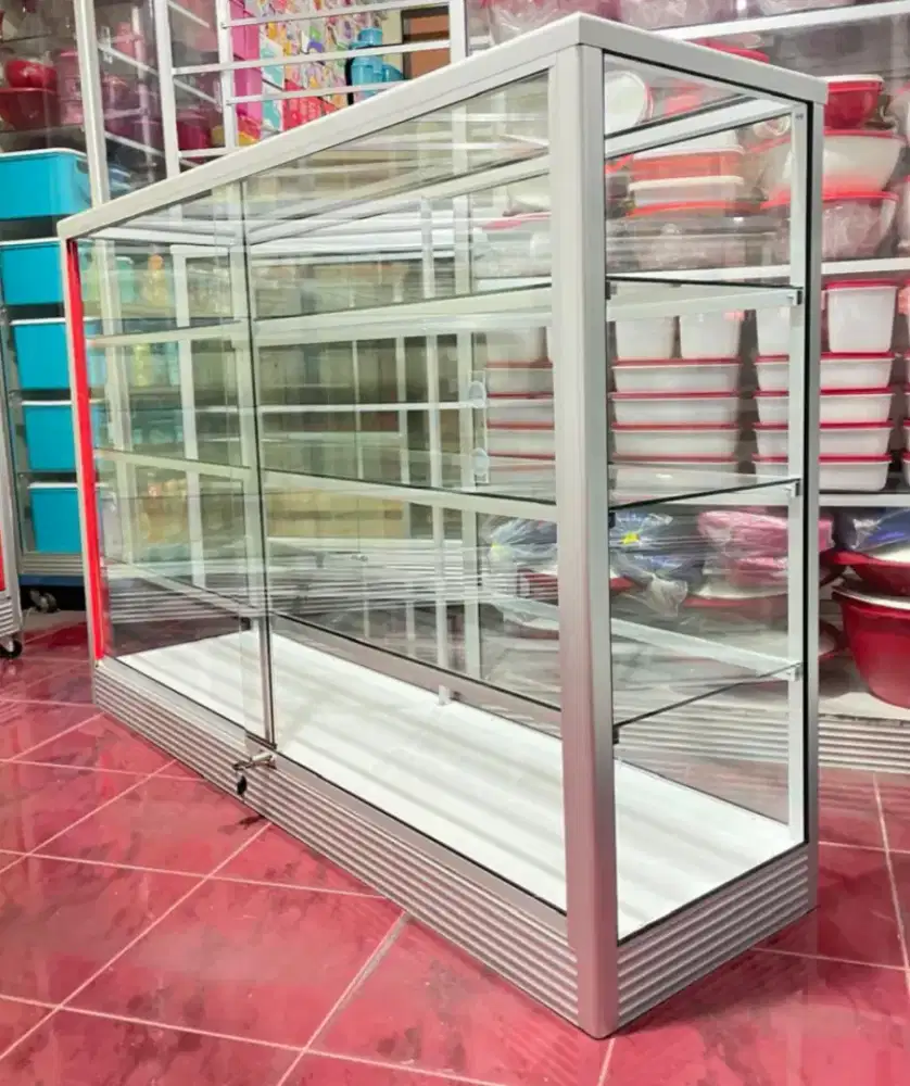 Etalase Kaca Dan Aluminium 1,5Mx1M