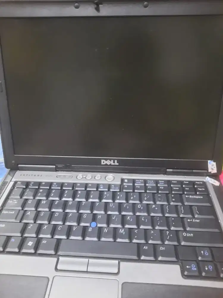 Dell latitude  D620. Bekas ya