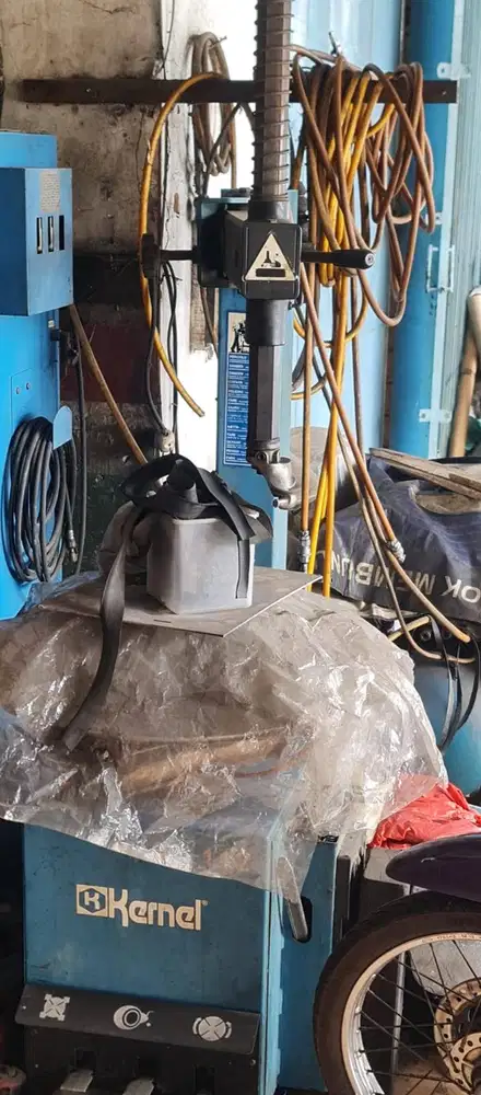 Kernel CR-112 Tire Changer Motorcycle Mesin Pembuka Ban Motor