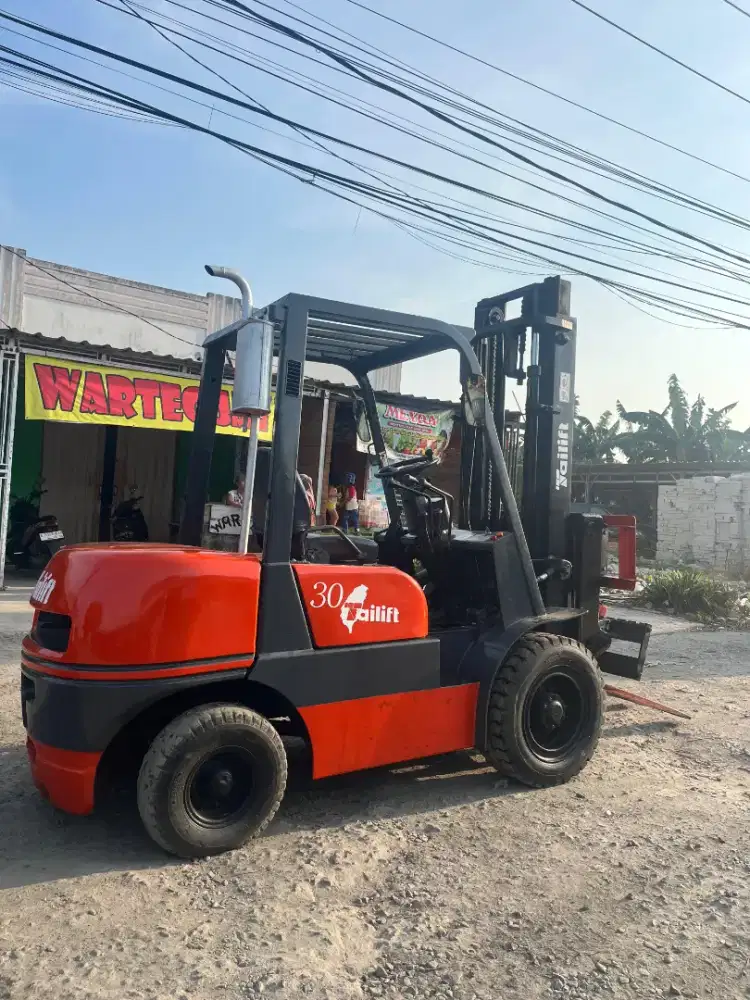 Forklift Merk Tailift 3 Ton,Manual,3 Meter,Mesin TD27,Tahun 2018