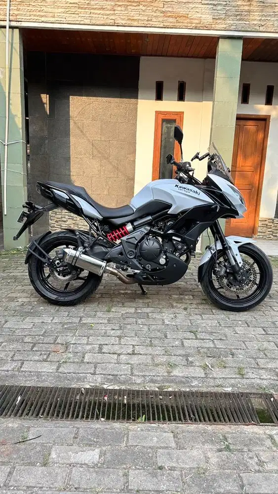 Versys 650 ABS putih! Original paint like new istimewa
