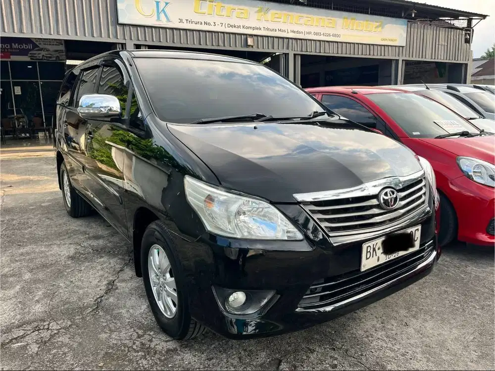 Toyota Innova G 2.0 Matic 2011