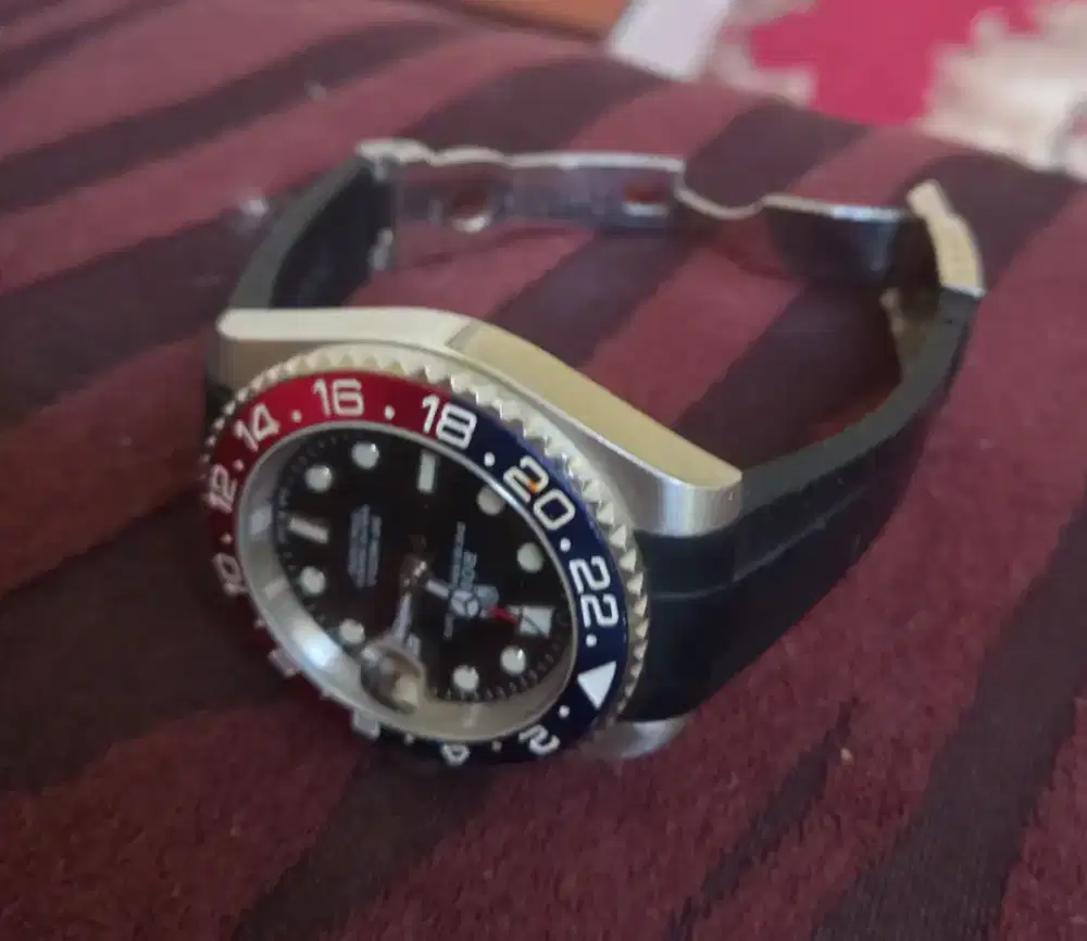 Jam automatis premium