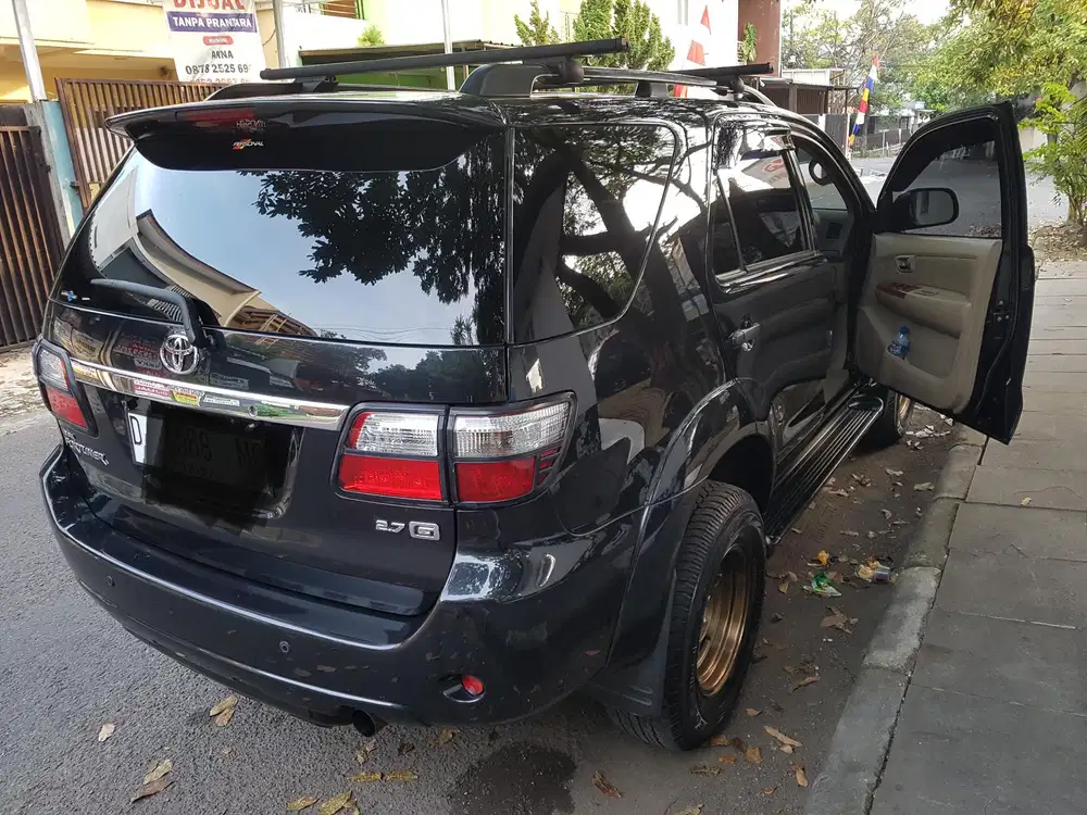 Toyota Fortuner 2009 Bensin