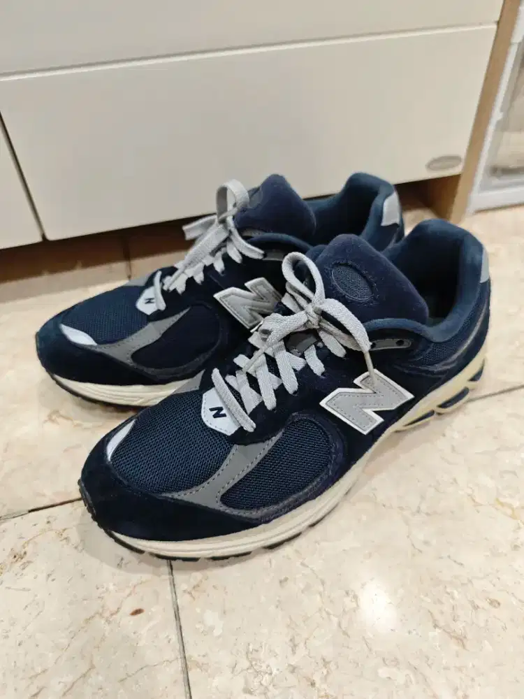 New balance 2002r navy