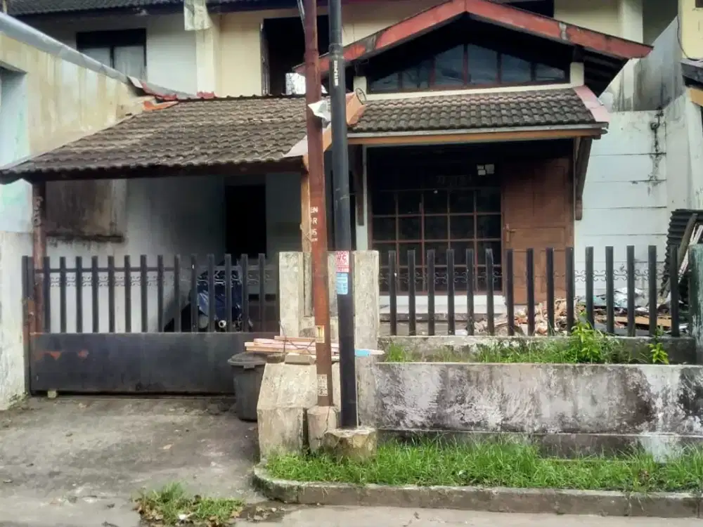 Jalan Lebar 7m, Rumah Dijual Utara Mall. Tepi Jalan Raya