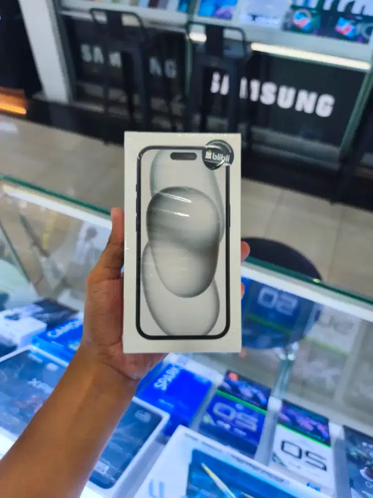 iPhone 15 128GB Baru