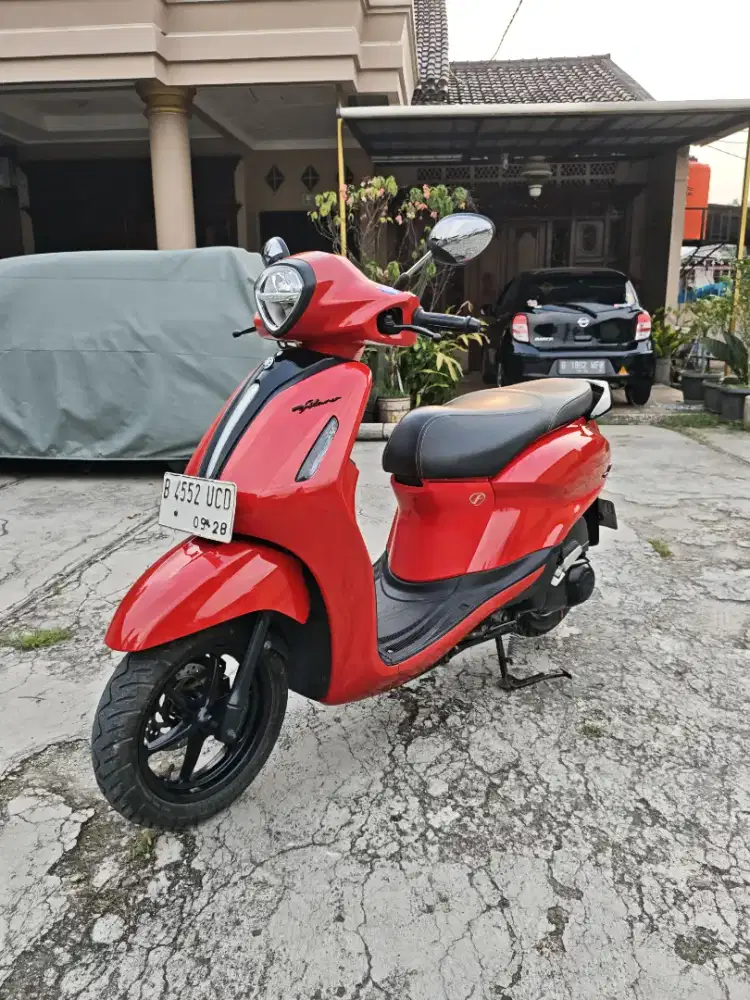 YAMAHA GRAND FILANO 2023