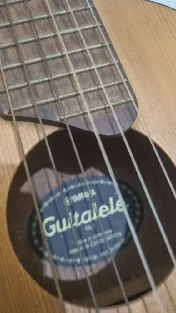 JUAL GUITALELE YAMAHA GL 1 BEKAS