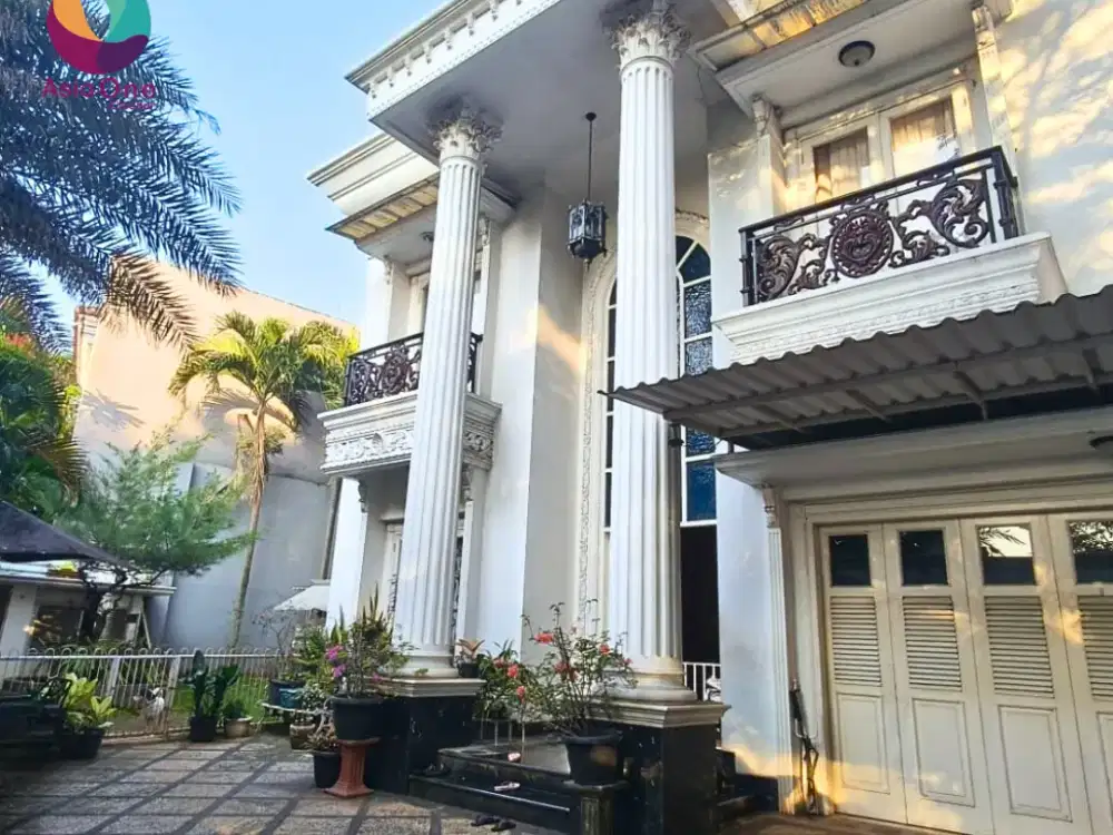 Dijual Rumah Mewah Megah Klasik Dengan Kolam Renang Di Raffles Hills Cibubur