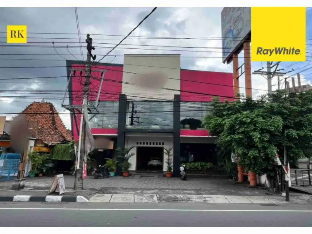 disewakan ruko 2 lantai jln.Adisucipto depok sleman yogya