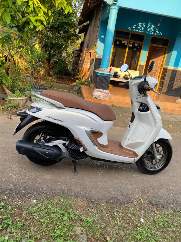 Di Jual Staylo 2024 bln 10 pati.