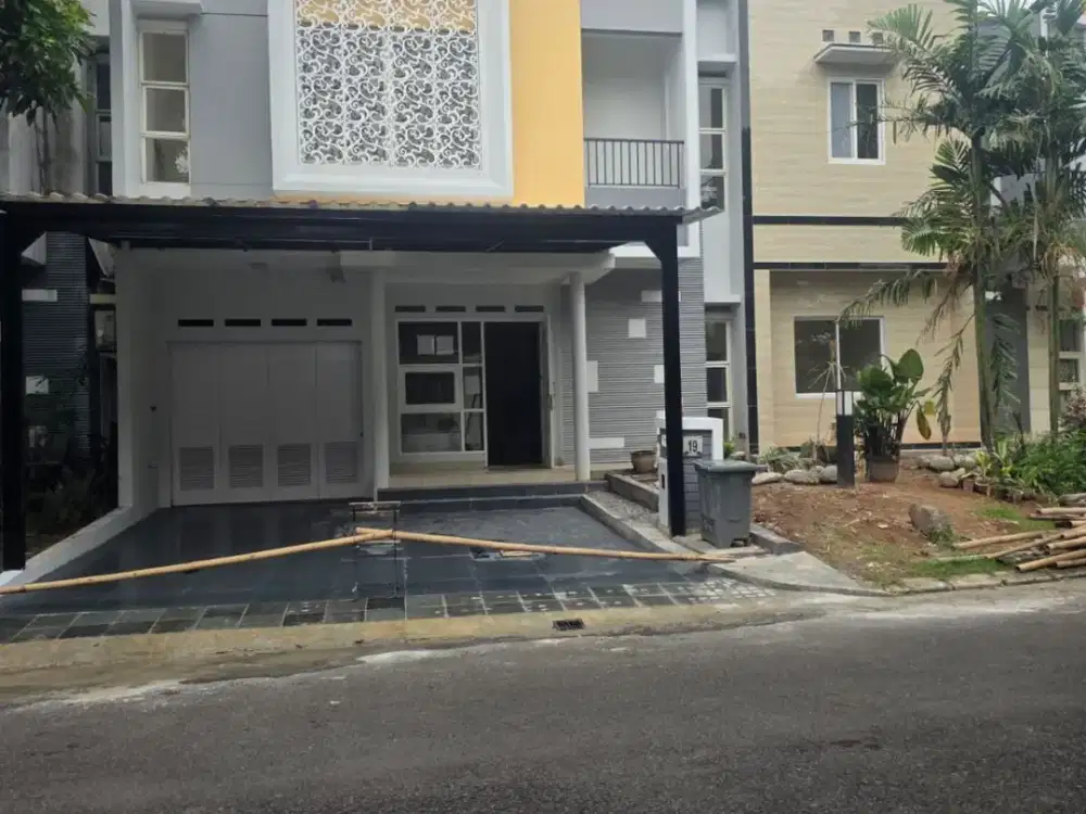 RUMAH RAPIH  Darwin, Gading Serpong balcony luas