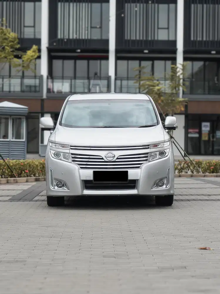 Nissan Elgrand HWS 2013