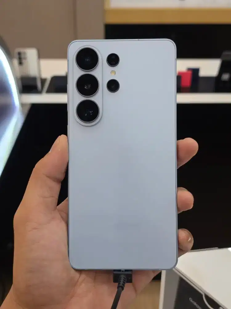 SAMSUNG GALAXY S26 ULTRA