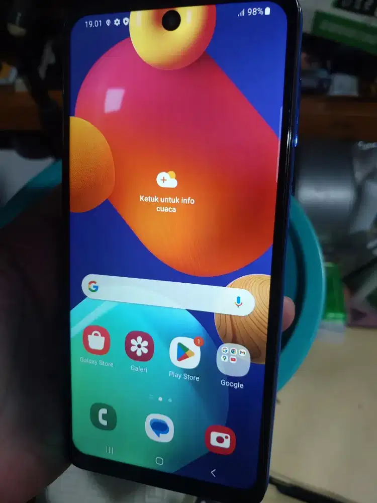 samsung galaxy M62