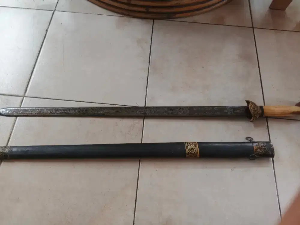 Pedang Jian Hiasan abad ke 20