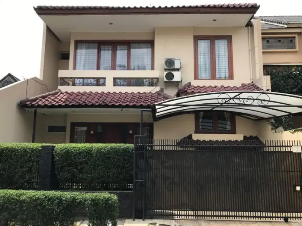 Disewa Rumah Di Pondok Indah Jl. Pondok Indah Hijau Uk 200m2 Furnished at Jakarta Selatan