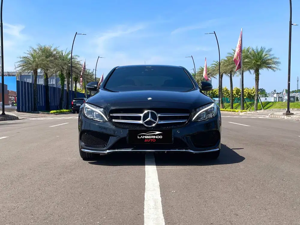 MERCEDES BENZ C250 AMG LINE 2.0 TURBO 2016 VERY LOW ODO 14RB !!