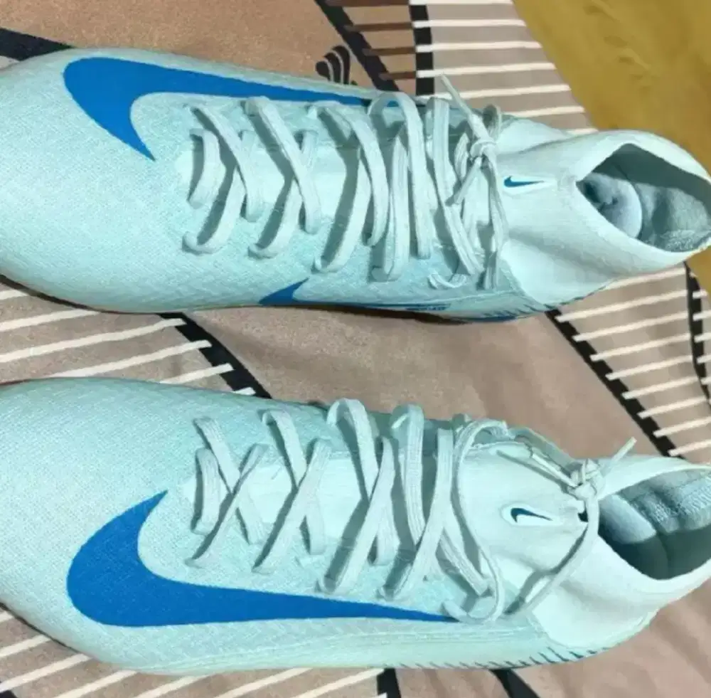 Sepatu bola nike air zoom mercurial 10 academy FG