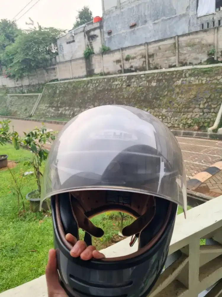 Helm Zeus Cakil