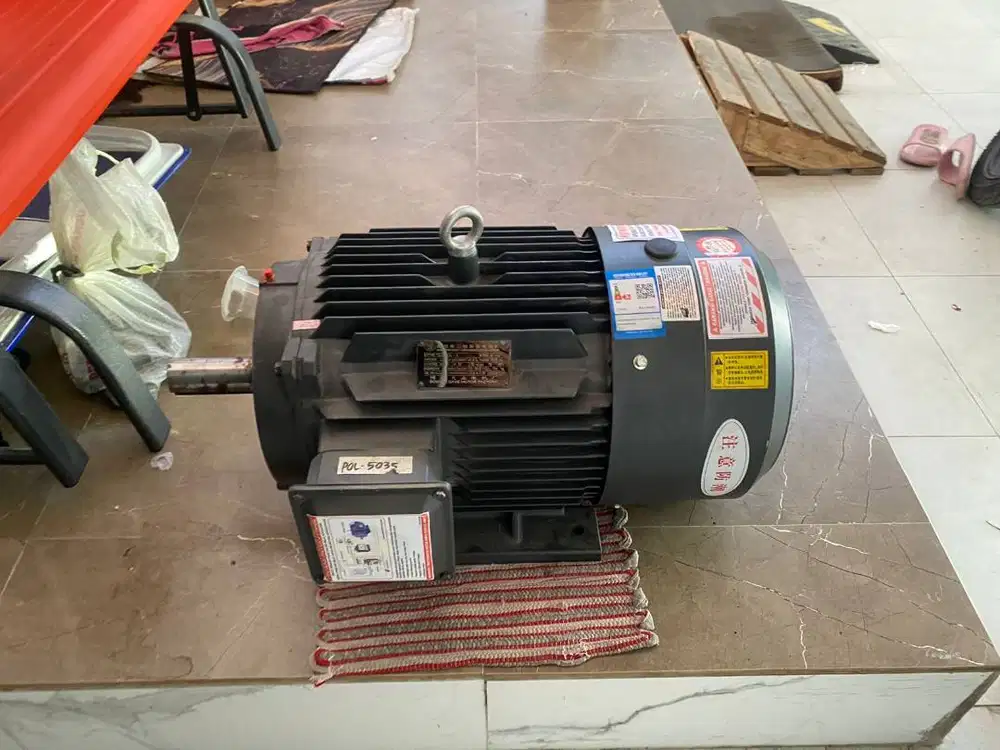Dinamo motor besar 22 kW 3 pas