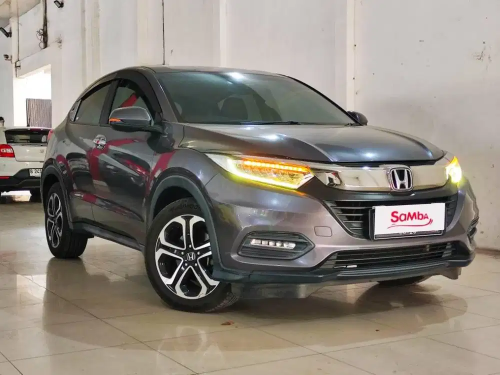 (TDP 25JT)!!!! MOBIL BERGARANSI HONDA HRV SE 1.5 MATIC 2021..ABU ABU