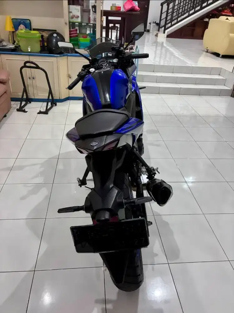Yamaha R25 mulus