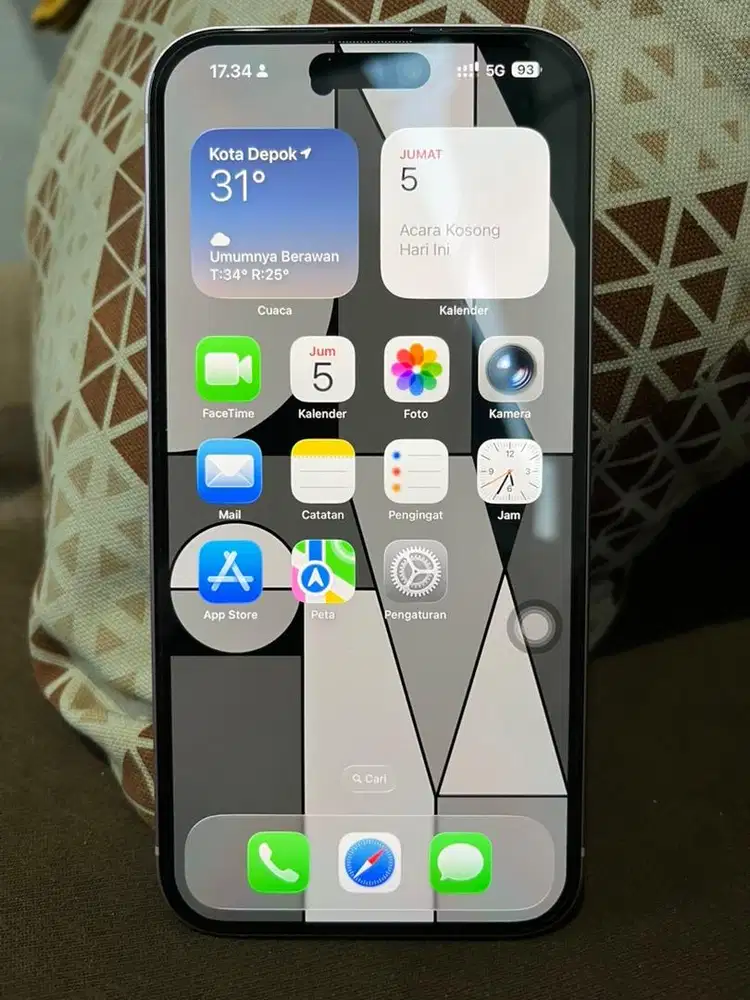 Iphone 15 plus bh95% 2signal on inter