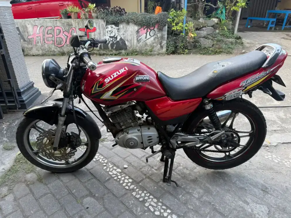 Thunder THN 2006 plat AB sleman