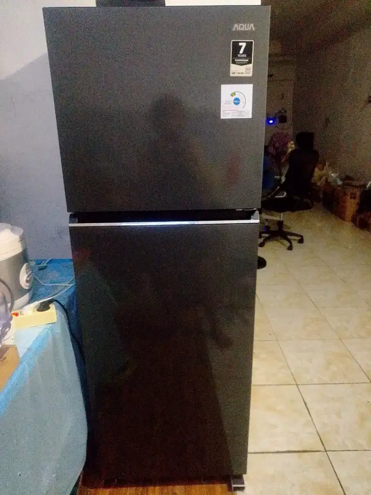 Kulkas Aqua 2 Pintu Low Watt