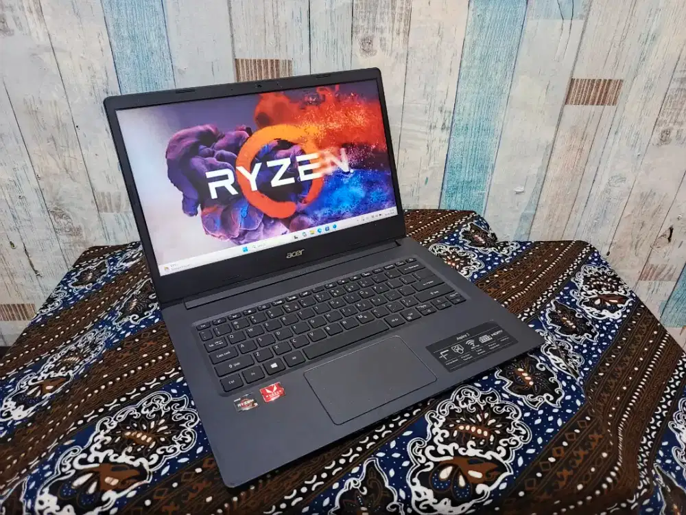 Laptop ACER ASPIRE 3 A314-22 Ryzen 5-3500u
Ram 8 Gb Ssd 512 Gb