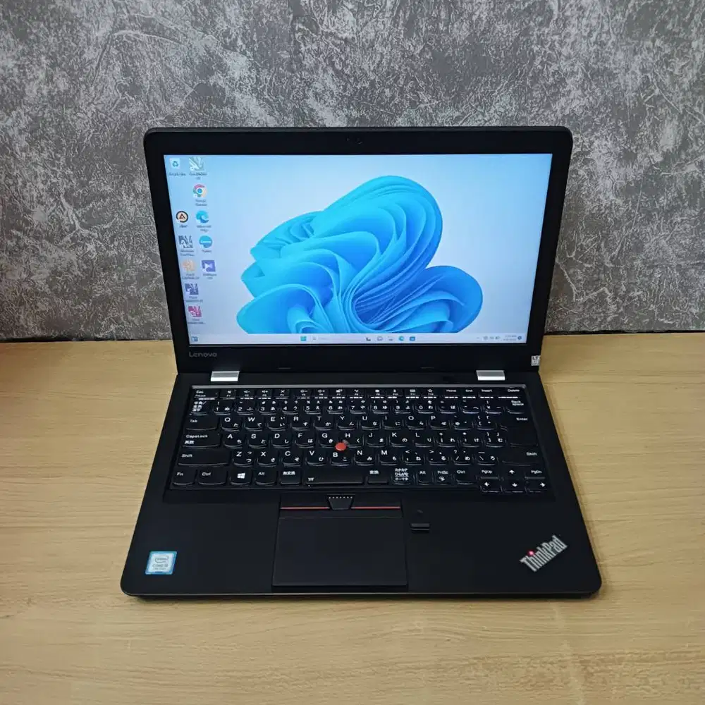Laptop Lenovo Thinkpad 13 Core i5 gen 7 Ram 8gb Ssd 256gb