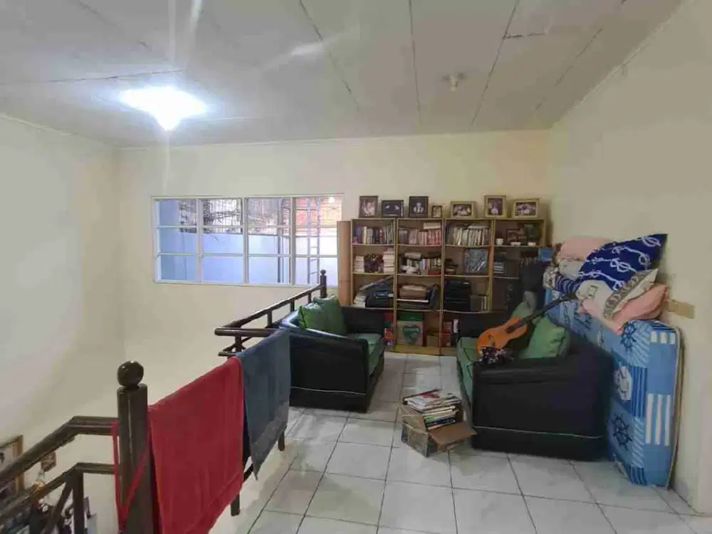 dijual rumah taman surya 5 sangat murah