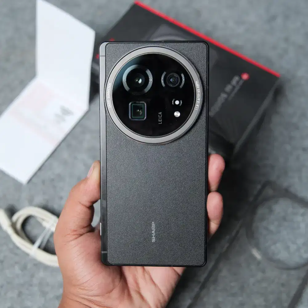Aquos R9 Pro Pro 12/512GB Garansi 2027