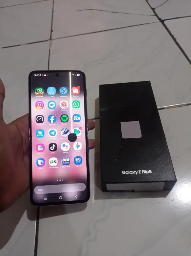 smsung galaxy zflip 5 ram 512 GB ori sein 5g hp dus batre awet minus