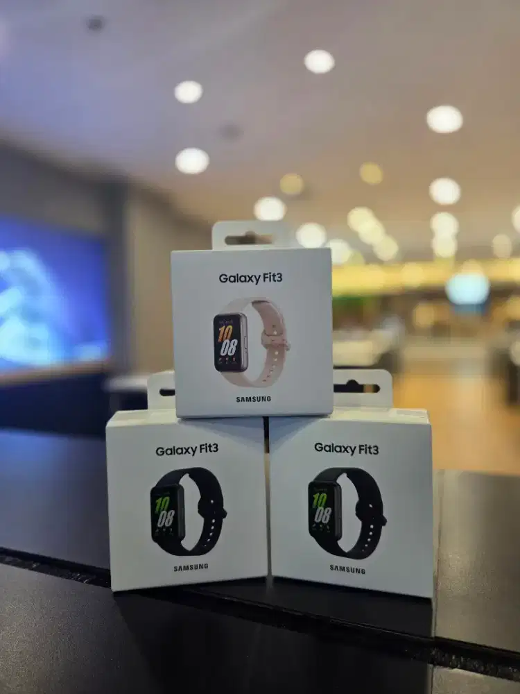 Samsung Galaxy Fit 3 pink gold