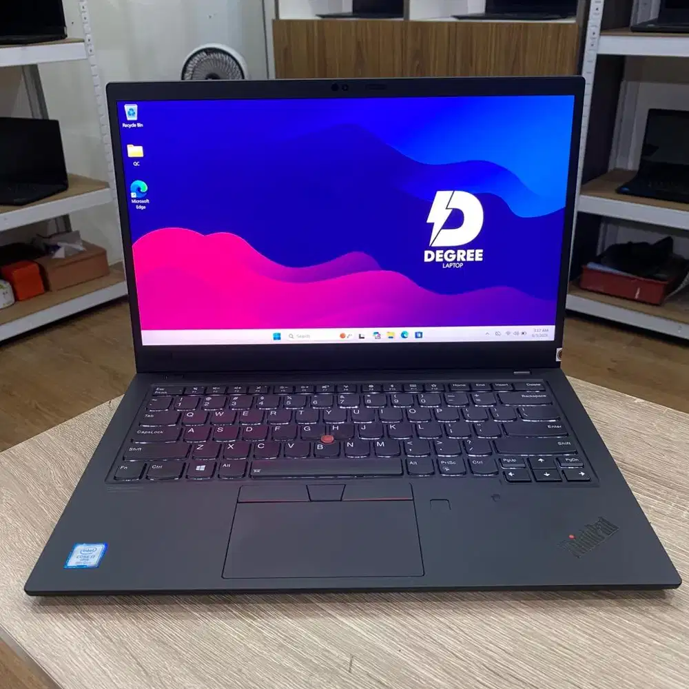 Lenovo Thinkpad X1 Carbon 7th Intel Core i7 Gen 8 Ram 16GB Ssd 256GB
