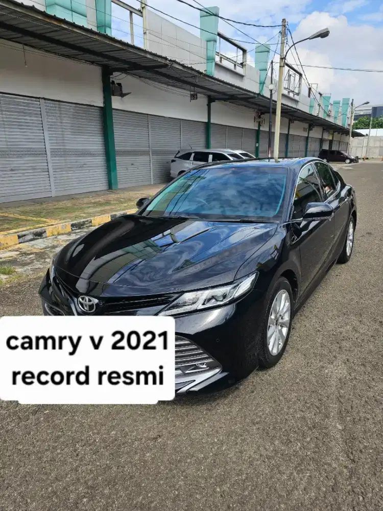 Toyota camry V 2021 hitam 2022  orisinil cat 2020 record resmi