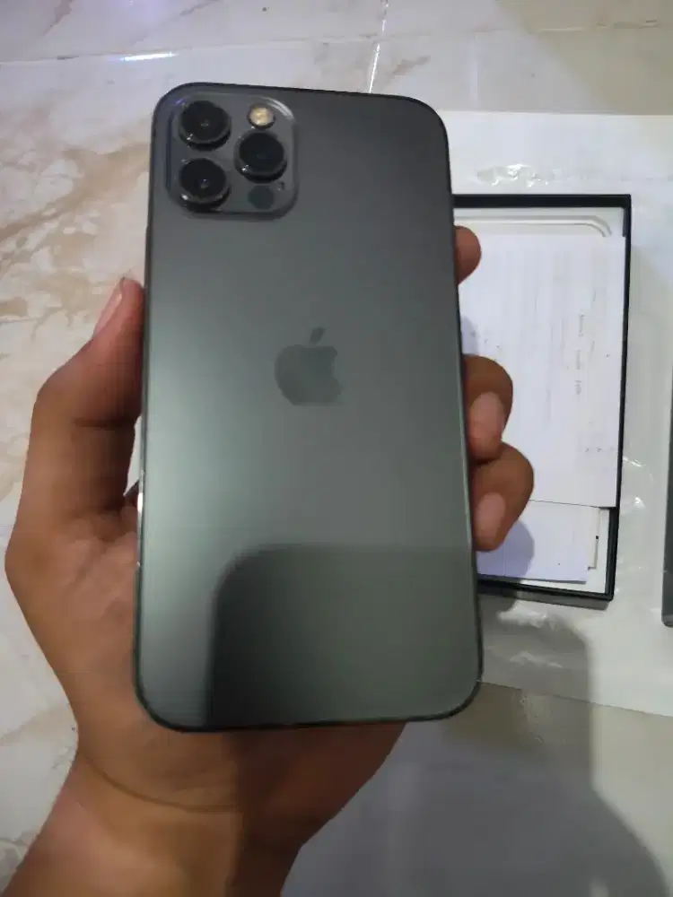 iPhone 12pro 512 inter LL/A
