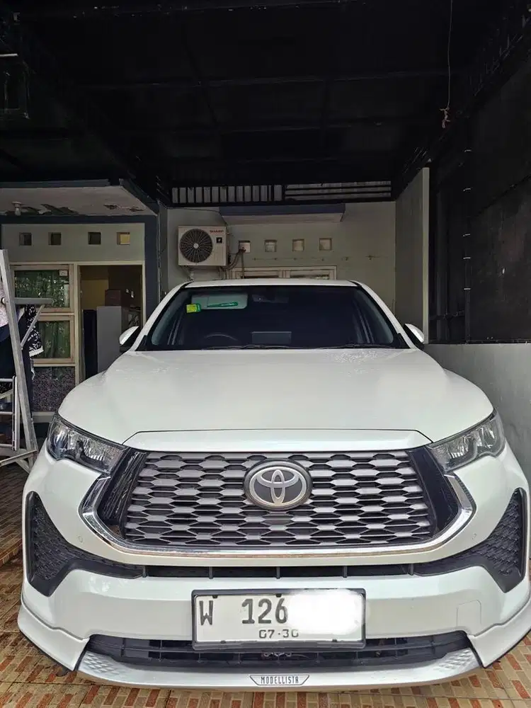 Toyota Kijang Innova modelista (2025)