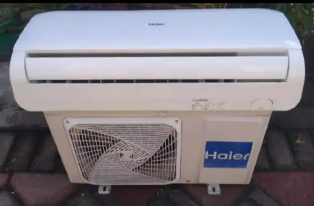 Jual ac haire 3/4pk R32 lowwat 600 watt kondisi 95% ori semua