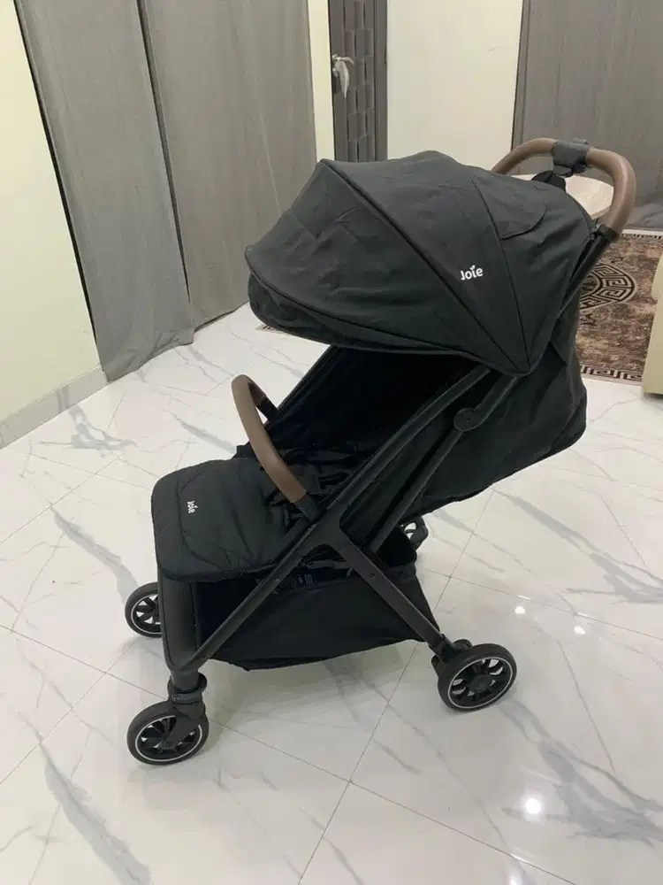 Joie pact pro stroller